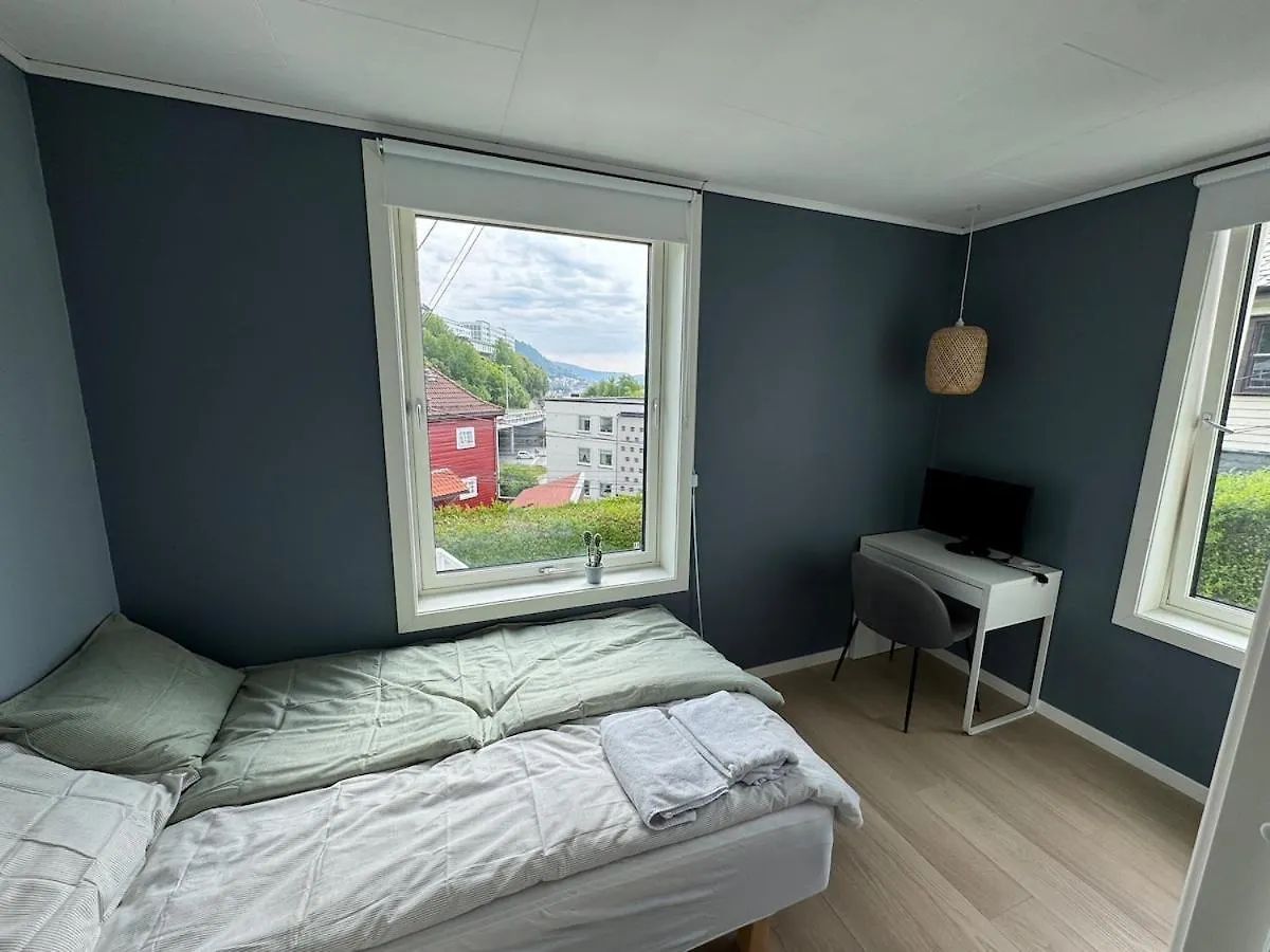 ベルゲンPanoramic Views And Garden!アパートメント アパート ベルゲン